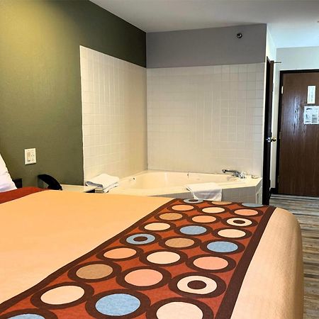Super 8 By Wyndham Frankfort In Dış mekan fotoğraf