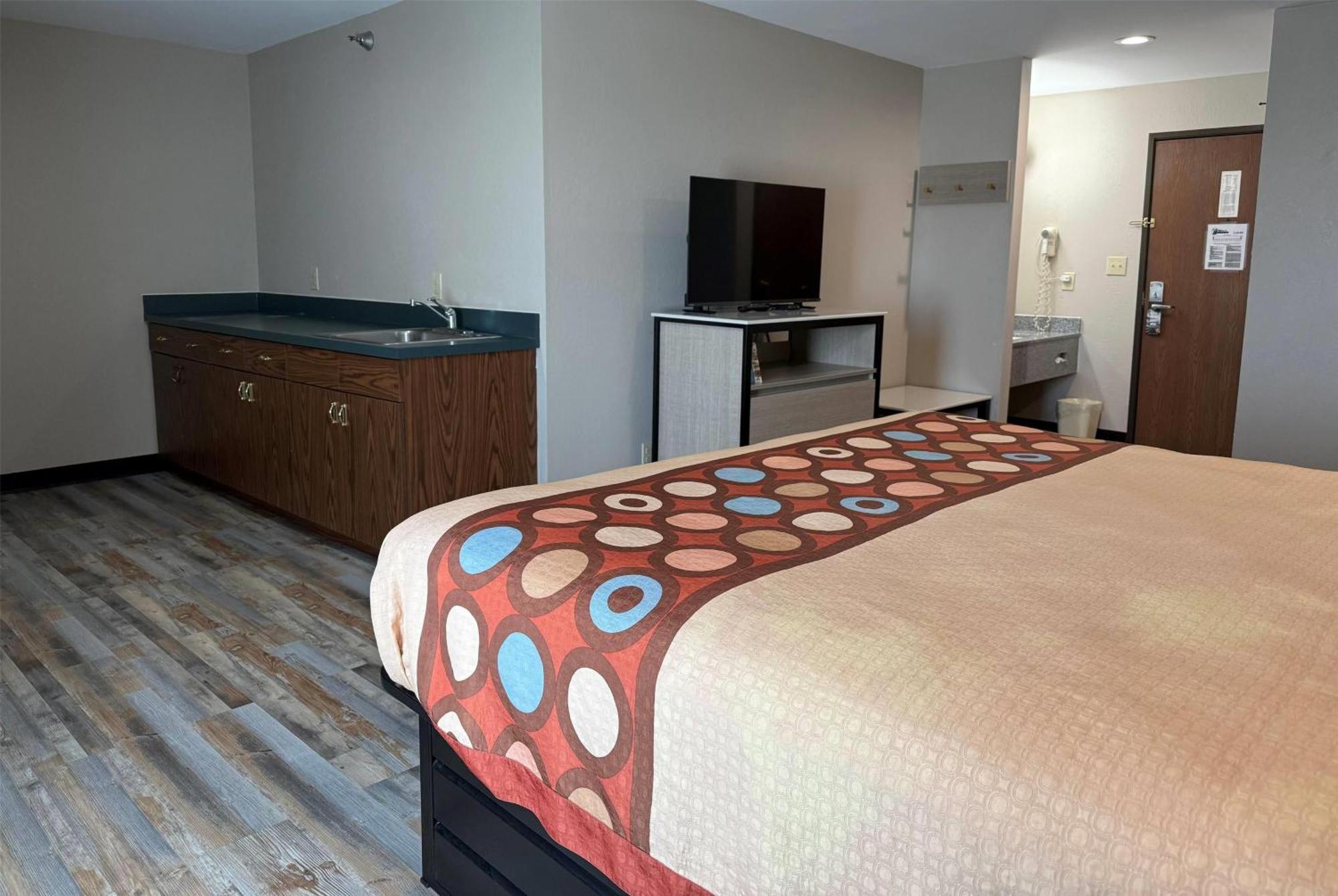 Super 8 By Wyndham Frankfort In Dış mekan fotoğraf